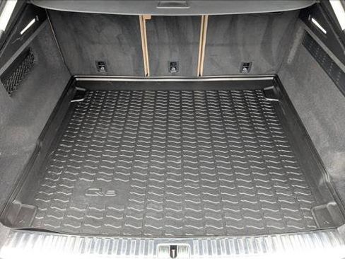 Used 2023 Audi Q8 Premium Plus w/ Premium Plus Package image 6