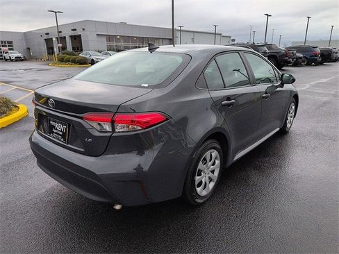 Certified 2024 Toyota Corolla LE image 7