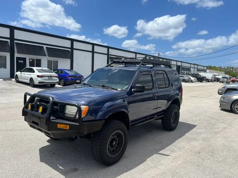 Used 2000 Nissan Xterra SE RWD image 8