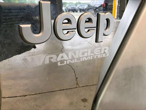 Used 2022 Jeep Wrangler Unlimited Sport AWD/4WD image 25