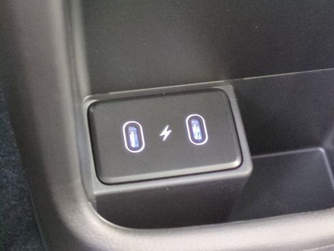 New 2026 Hyundai Kona SEL Premium FWD image 17