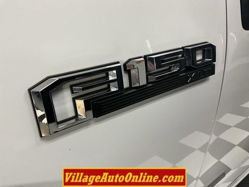 Used 2016 Ford F150 XLT w/ Equipment Group 302A Luxury AWD/4WD image 11