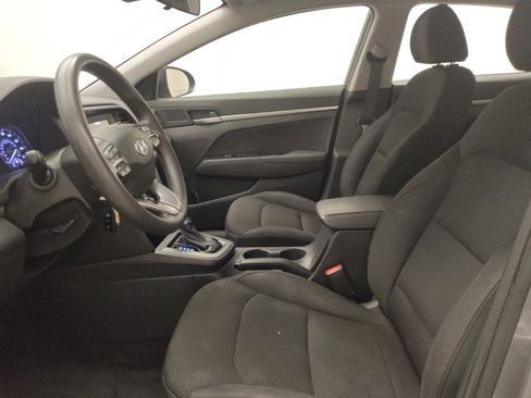 Used 2020 Hyundai Elantra SE w/ Cargo Package (C1) FWD image 17