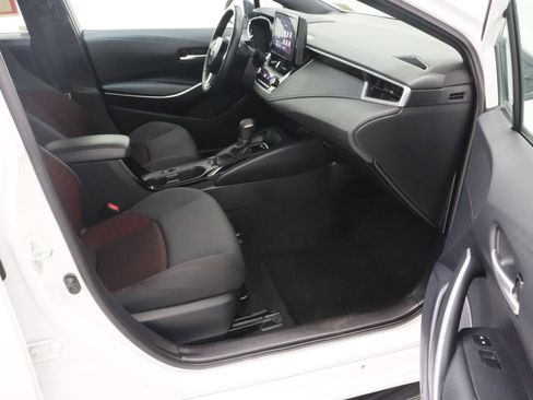 Certified 2024 Toyota Corolla SE FWD image 34