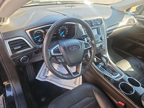 Used 2013 Ford Fusion SE FWD image 15