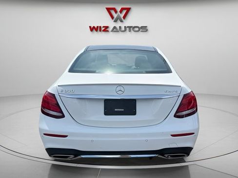 Used 2019 Mercedes-Benz E 300 4MATIC image 4