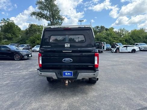 Used 2017 Ford F250 XLT w/ XLT Premium Package AWD/4WD image 11
