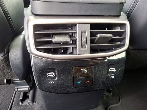 Used 2025 Lexus RX 350 Premium image 11