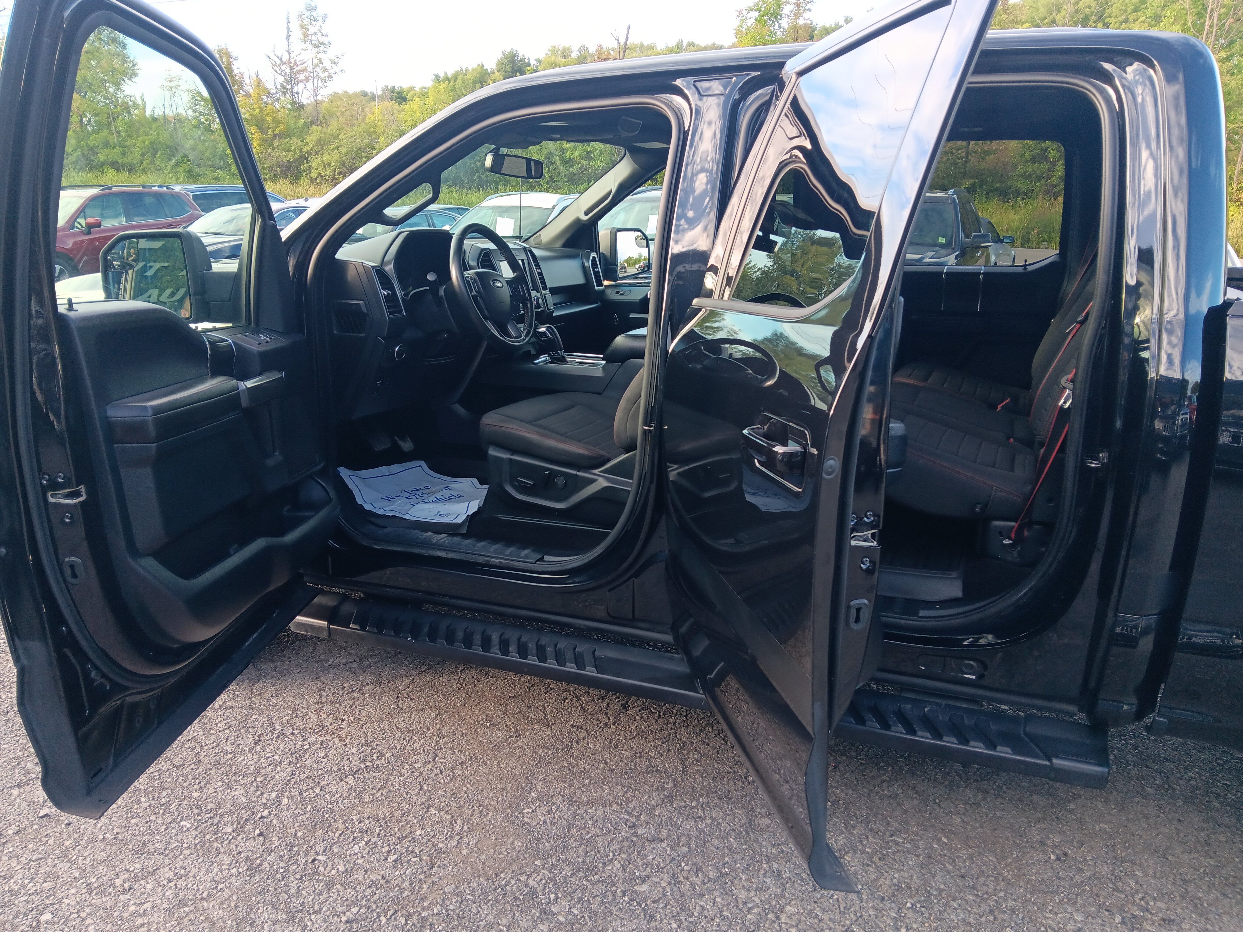 Used 2019 Ford F150 XLT w/ Equipment Group 302A Luxury AWD/4WD image 8