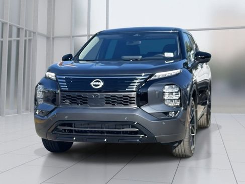 New 2026 Nissan Rogue SL image 6