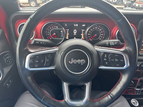 Certified 2022 Jeep Gladiator Rubicon w/ LED Lighting Group image 6