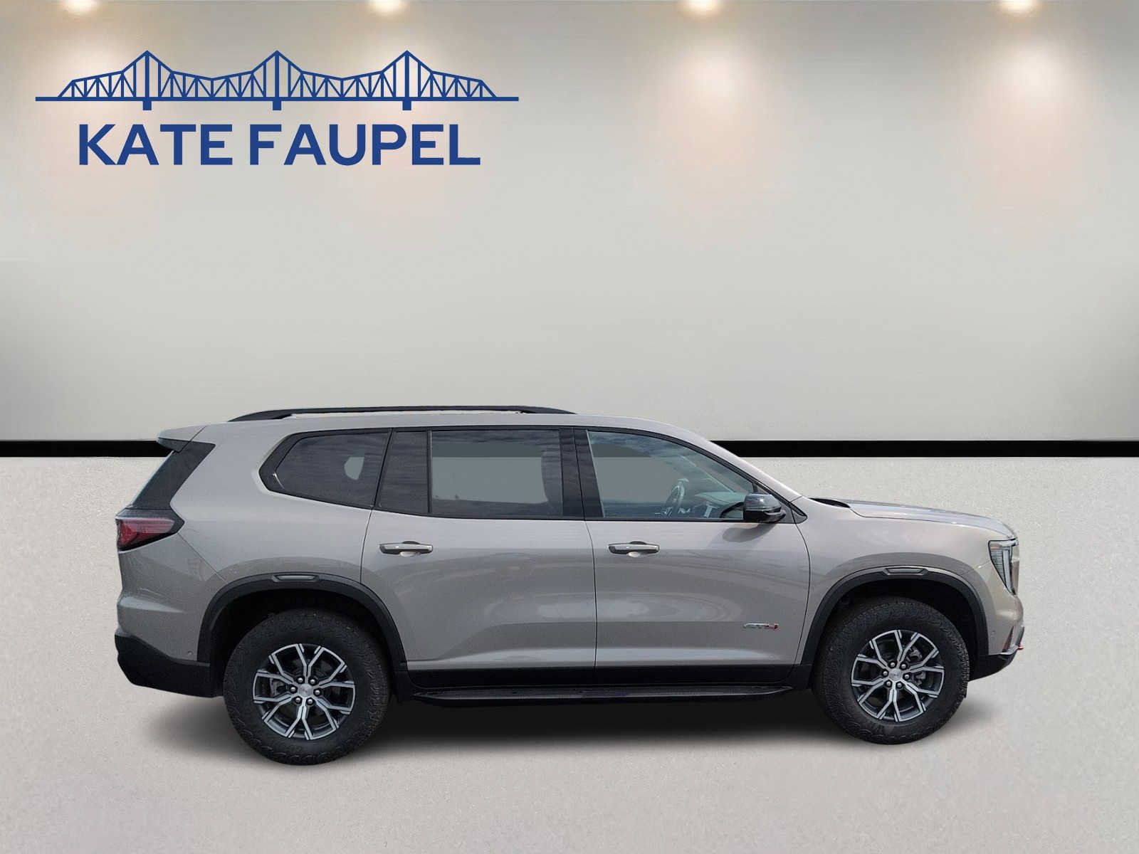 Used 2026 GMC Acadia AT4 w/ Super Cruise Package AWD/4WD image 8