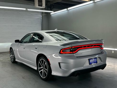 Used 2023 Dodge Charger R/T RWD image 6