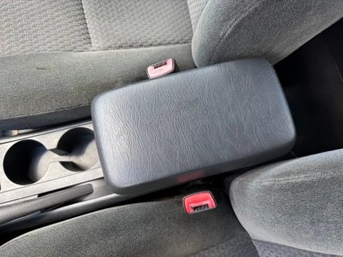 Used 2005 Toyota Corolla S FWD image 16