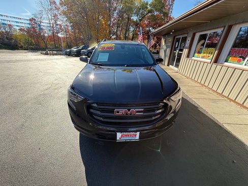 Used 2019 GMC Terrain SLE w/ Driver Convenience Package image 5