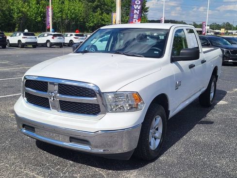Used 2024 RAM 1500 Classic SLT AWD/4WD image 6