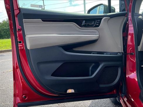 Certified 2022 Honda Odyssey Touring image 29