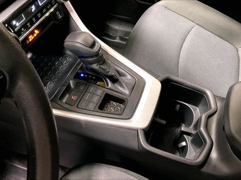 Certified 2025 Toyota RAV4 LE AWD/4WD image 18