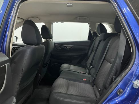 Used 2019 Nissan Rogue S image 26