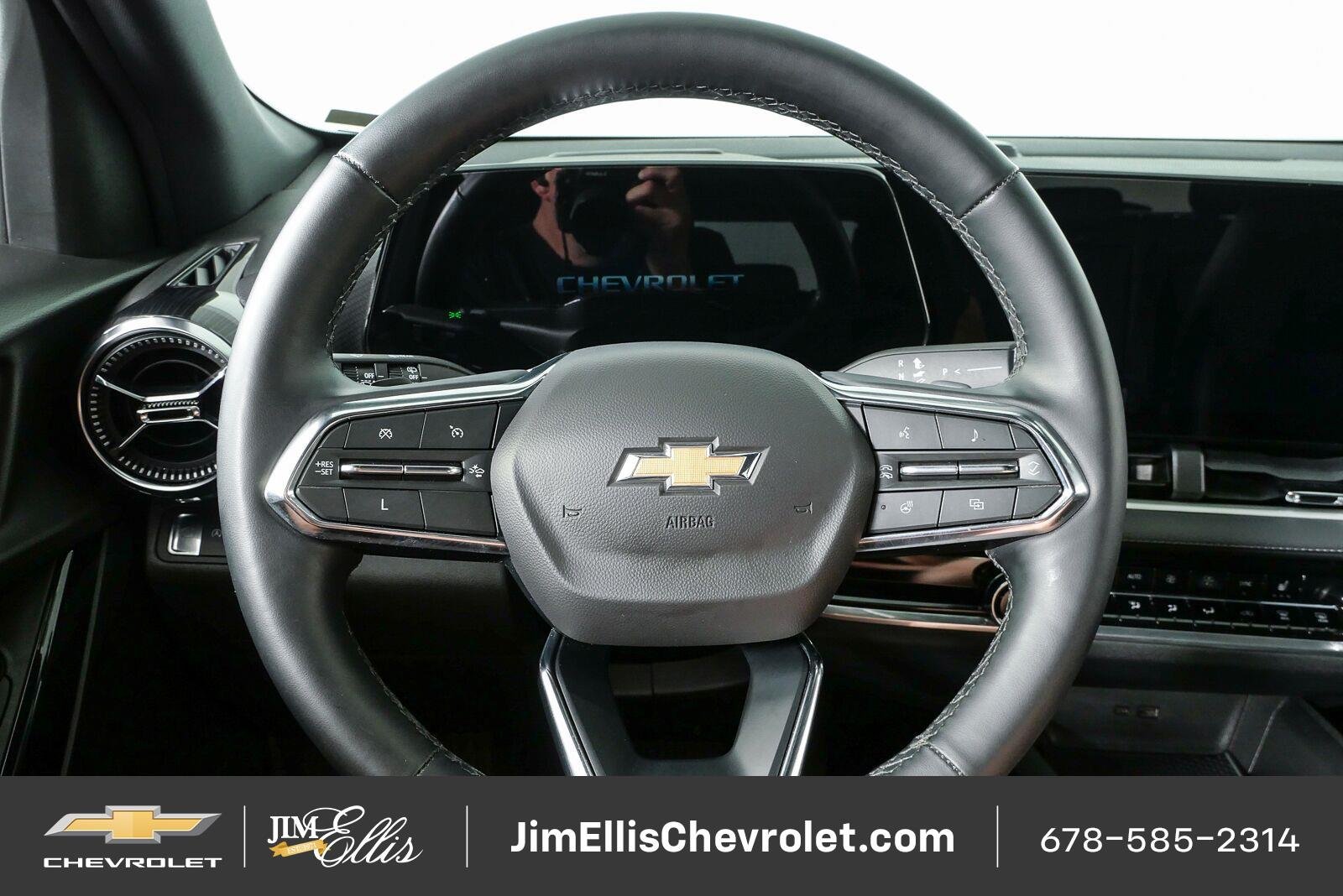 Used 2025 Chevrolet Equinox LT w/ Convenience Package II FWD image 10