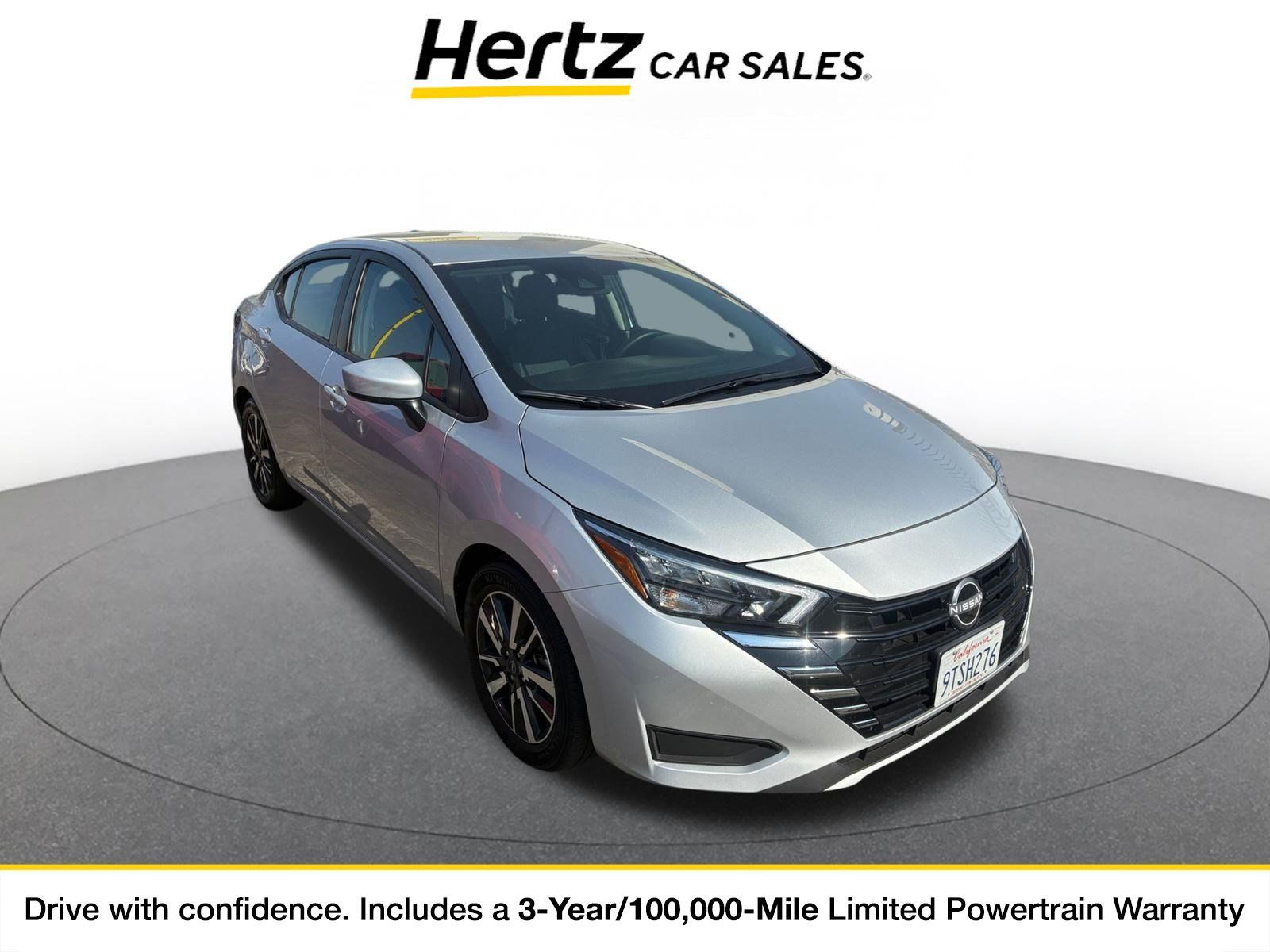 Used 2025 Nissan Versa SV FWD image 1