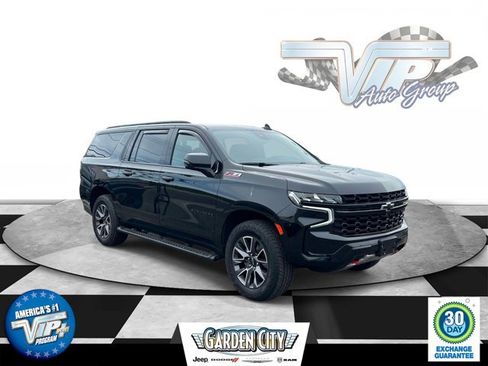 Used 2023 Chevrolet Suburban Z71 w/ Luxury Package AWD/4WD image 1