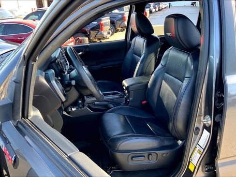 Used 2020 Toyota Tacoma TRD Pro image 7