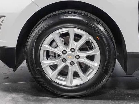 Used 2019 Chevrolet Equinox LS image 10