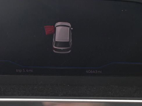 Used 2020 Volkswagen Tiguan SEL image 12