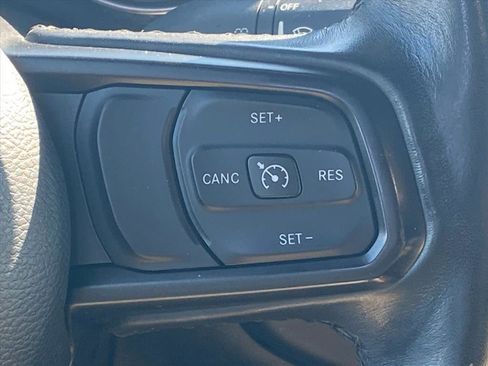 Used 2021 Jeep Wrangler Unlimited Sport S image 9