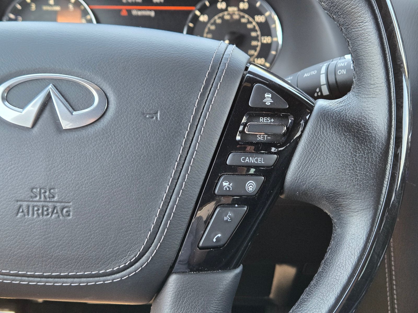 Used 2023 INFINITI QX80 Sensory w/ All-Season Package RWD image 26