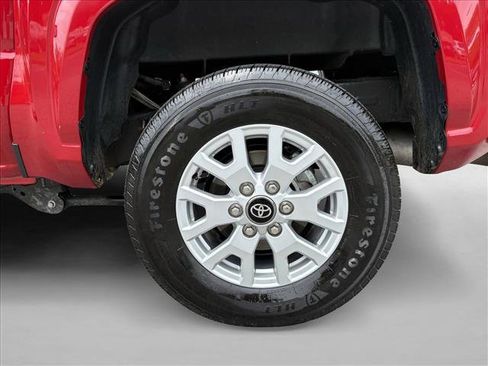 Certified 2025 Toyota Tacoma SR5 AWD/4WD image 26