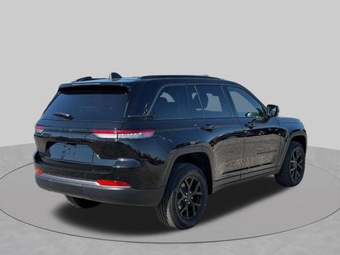 New 2026 Jeep Grand Cherokee Altitude AWD/4WD image 3