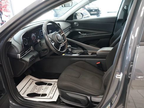 Used 2023 Hyundai Elantra SEL w/ Convenience Package FWD image 24