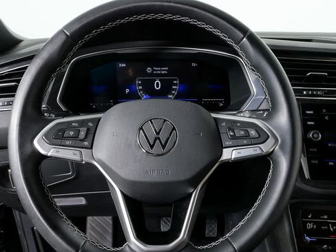 Certified 2023 Volkswagen Tiguan SE FWD image 12