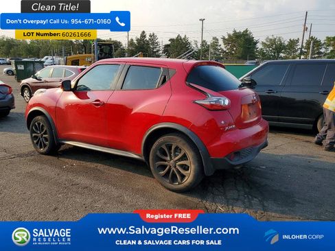 Used 2015 Nissan Juke S w/ Interior Illumination Package FWD image 3