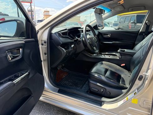 Used 2014 Toyota Avalon XLE image 6