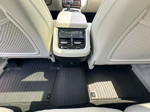 Used 2019 Volvo XC90 T6 Momentum w/ Protection Package AWD/4WD image 33