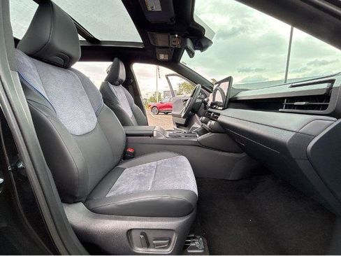 Used 2026 Toyota RAV4 XSE w/ Panoramic Sun Roof Package AWD/4WD image 6