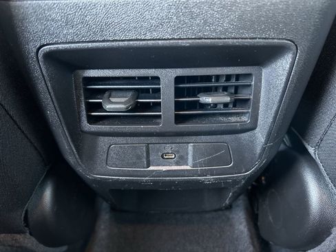 Used 2025 GMC Canyon Elevation image 21