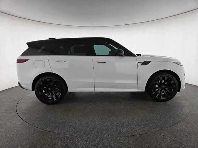 New 2026 Land Rover Range Rover Sport Dynamic SE AWD/4WD image 6