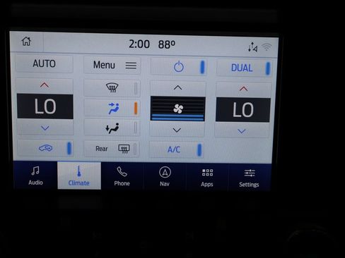 Used 2022 Ford Mustang Shelby GT500 w/ Technology Package RWD image 37