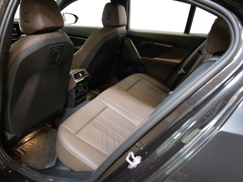 Certified 2026 BMW 530i xDrive w/ Premium Package AWD/4WD image 24