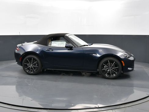 New 2025 MAZDA MX-5 Miata Grand Touring image 41
