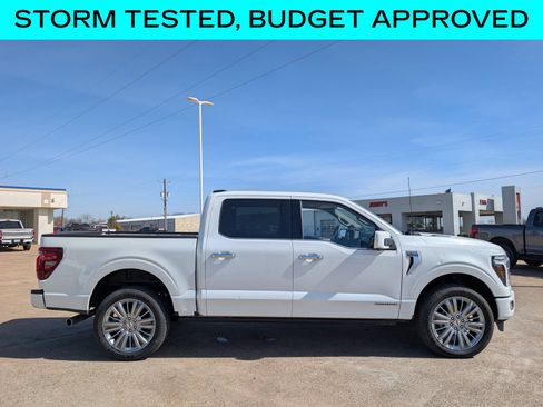 Used 2025 Ford F150 Platinum w/ Equipment Group 703A Plus AWD/4WD image 2