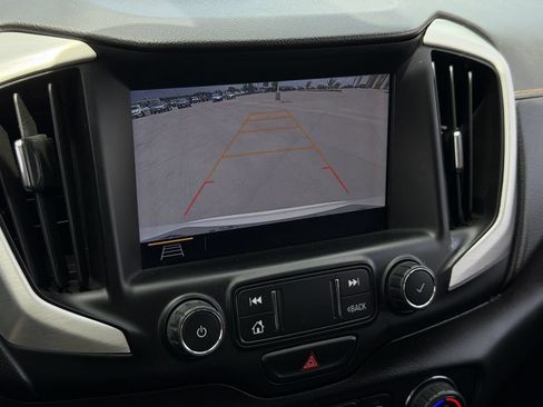 Used 2019 GMC Terrain SLE w/ Driver Convenience Package FWD image 18