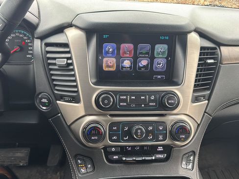 Used 2018 GMC Yukon Denali image 15