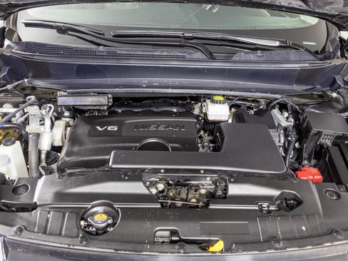 Used 2020 Nissan Pathfinder SV image 47