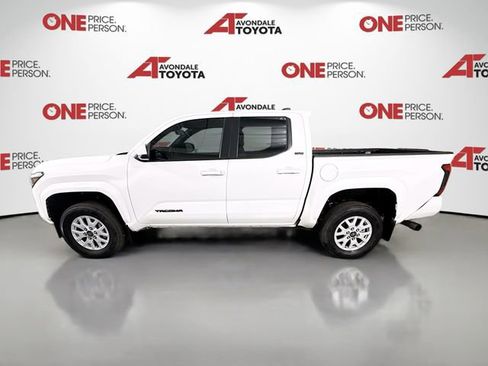 Certified 2024 Toyota Tacoma SR5 image 4