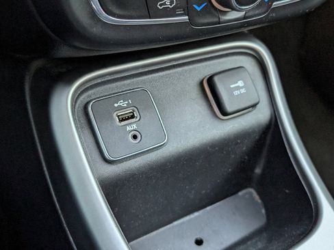 Used 2020 Jeep Compass Sport w/ Safety & Security Group image 17